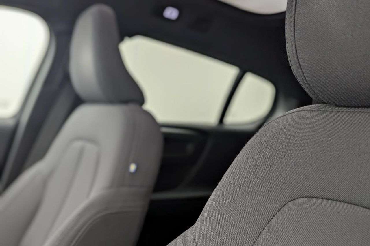 2023 VOLVO C40 2023 VOLVO C40