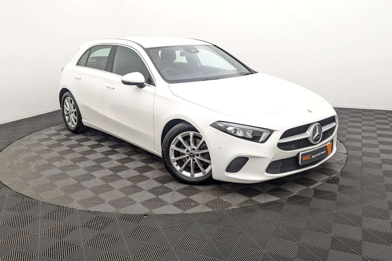 A 2020 MERCEDES-BENZ A CLASS 2.0 A200d Sport (Executive) Hatchback 5dr Diesel 8G-DCT Euro 6 (s/s) (150 p A 2020 MERCEDES-BENZ A CLASS 2.0 A200d Sport (Executive) Hatchback 5dr Diesel 8G-DCT Euro 6 (s/s) (150 p