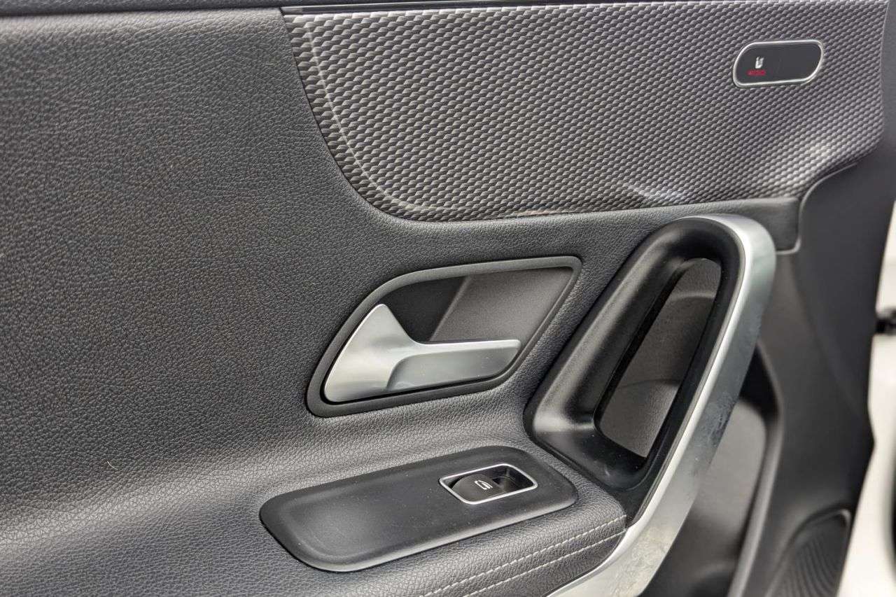 2020 MERCEDES-BENZ A CLASS 2020 MERCEDES-BENZ A CLASS