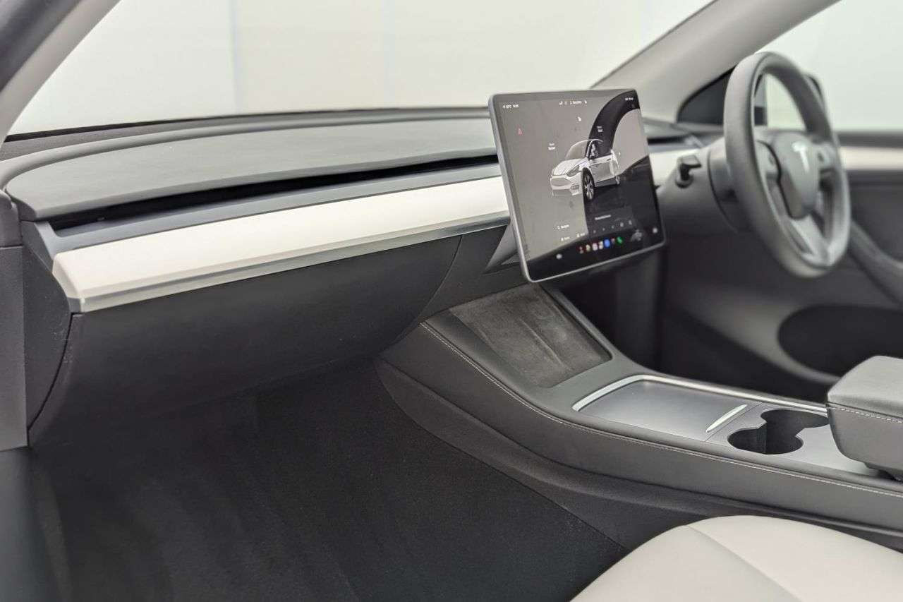 2022 TESLA MODEL Y 2022 TESLA MODEL Y