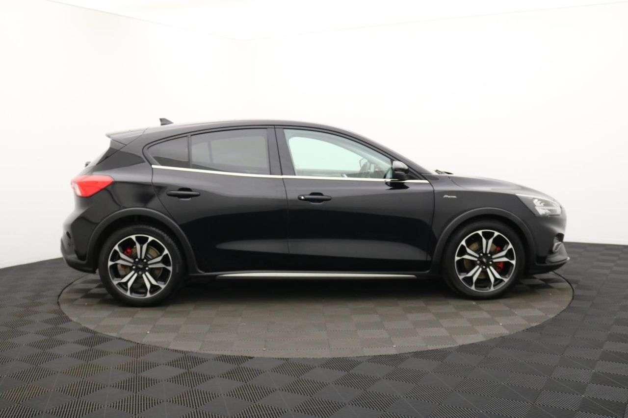 A 2020 FORD FOCUS 2.0 EcoBlue Active X Vignale Hatchback 5dr Diesel Auto Euro 6 (s/s) (150 ps A 2020 FORD FOCUS 2.0 EcoBlue Active X Vignale Hatchback 5dr Diesel Auto Euro 6 (s/s) (150 ps