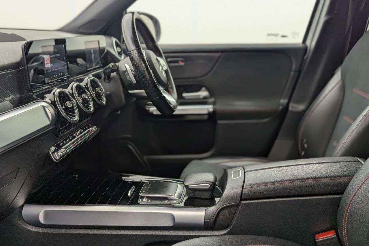 2022 MERCEDES-BENZ GLB 2022 MERCEDES-BENZ GLB