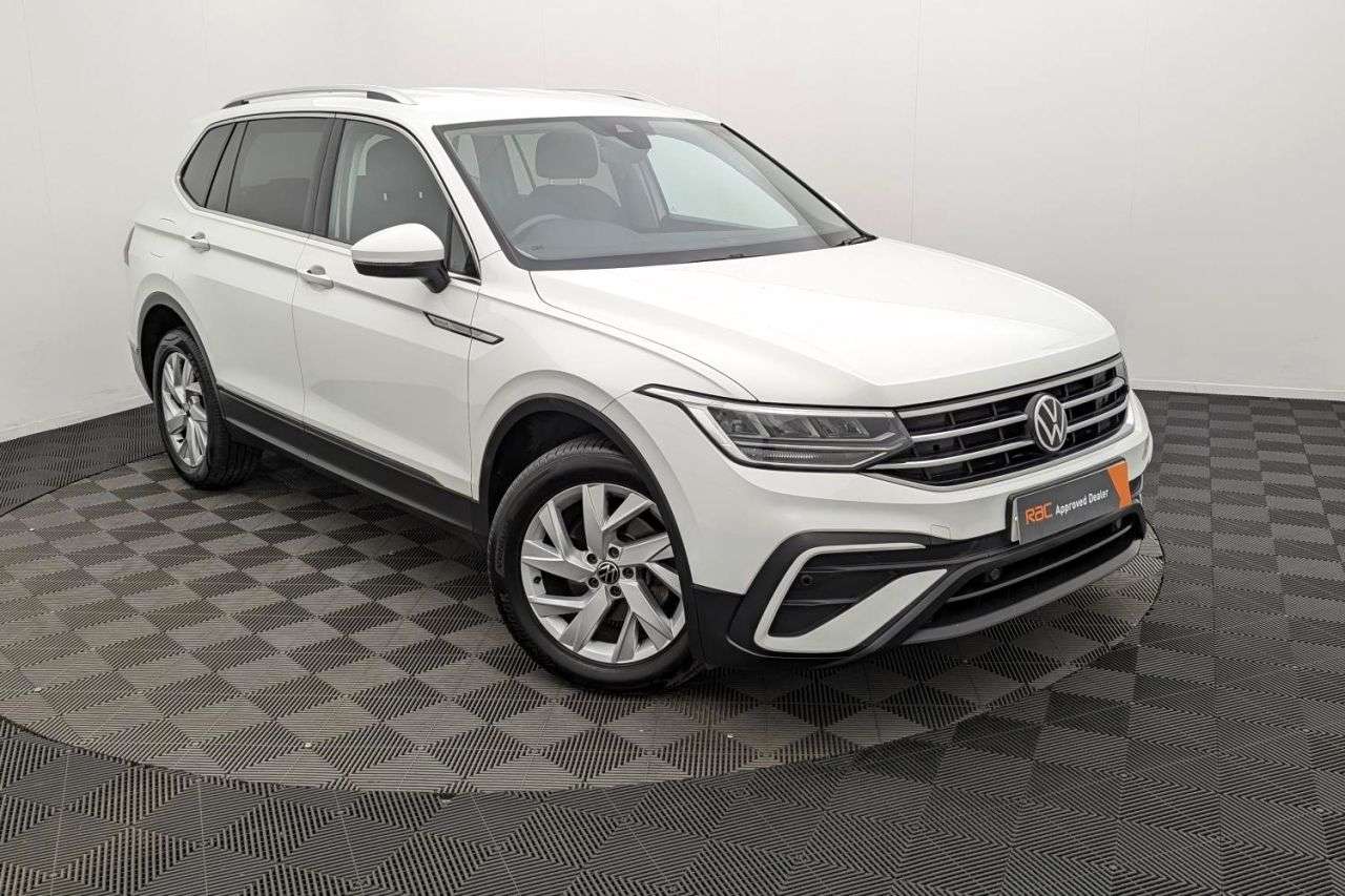A 2023 VOLKSWAGEN TIGUAN ALLSPACE 1.5 TSI Life SUV 5dr Petrol DSG Euro 6 (s/s) (150 ps) Award Winning 5 Star A 2023 VOLKSWAGEN TIGUAN ALLSPACE 1.5 TSI Life SUV 5dr Petrol DSG Euro 6 (s/s) (150 ps) Award Winning 5 Star
