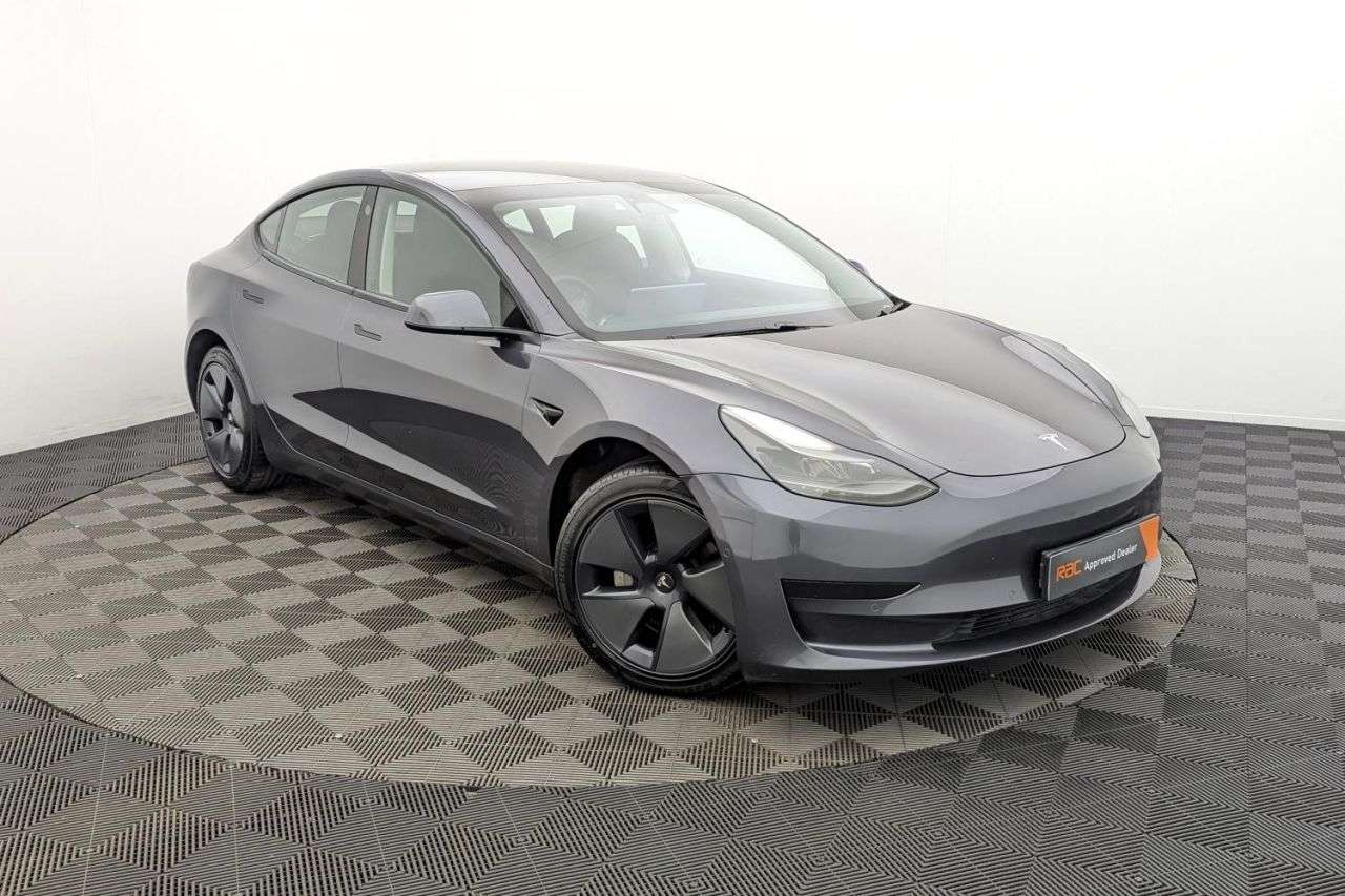 A 2021 TESLA MODEL 3 Standard Range Plus Saloon 4dr Electric Auto RWD (241 bhp) Award Winning 5 A 2021 TESLA MODEL 3 Standard Range Plus Saloon 4dr Electric Auto RWD (241 bhp) Award Winning 5