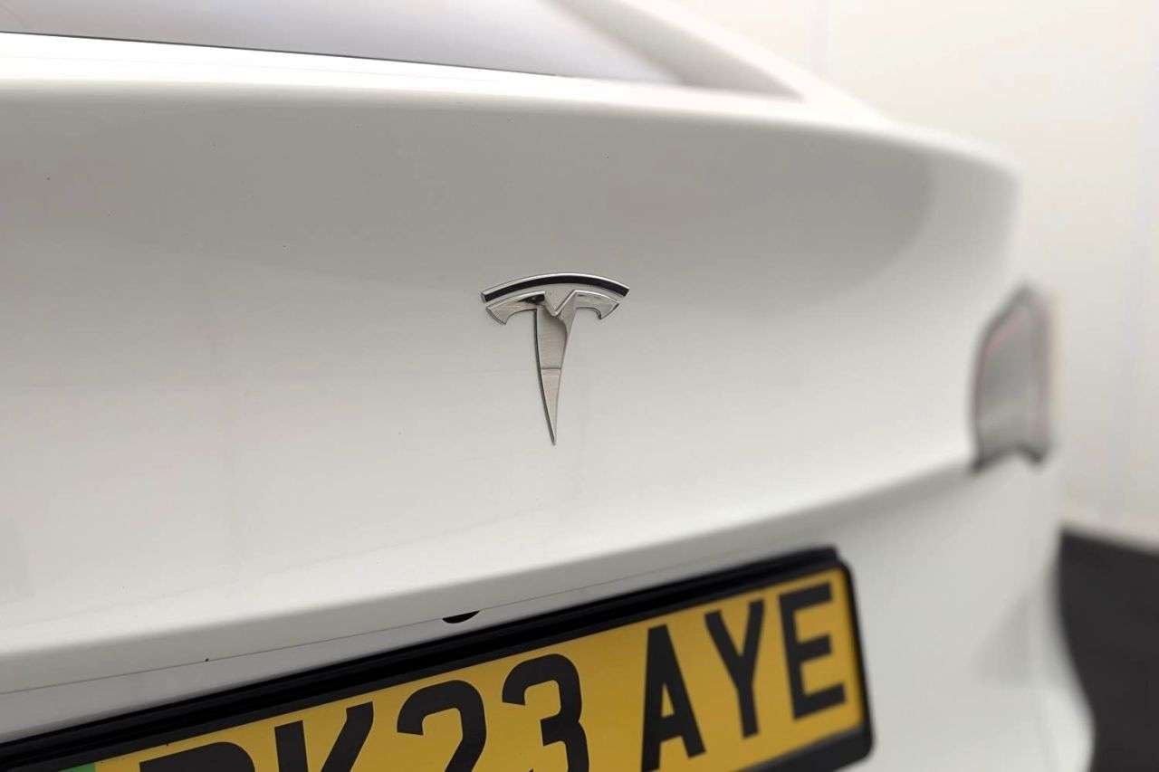 2023 TESLA MODEL Y 2023 TESLA MODEL Y