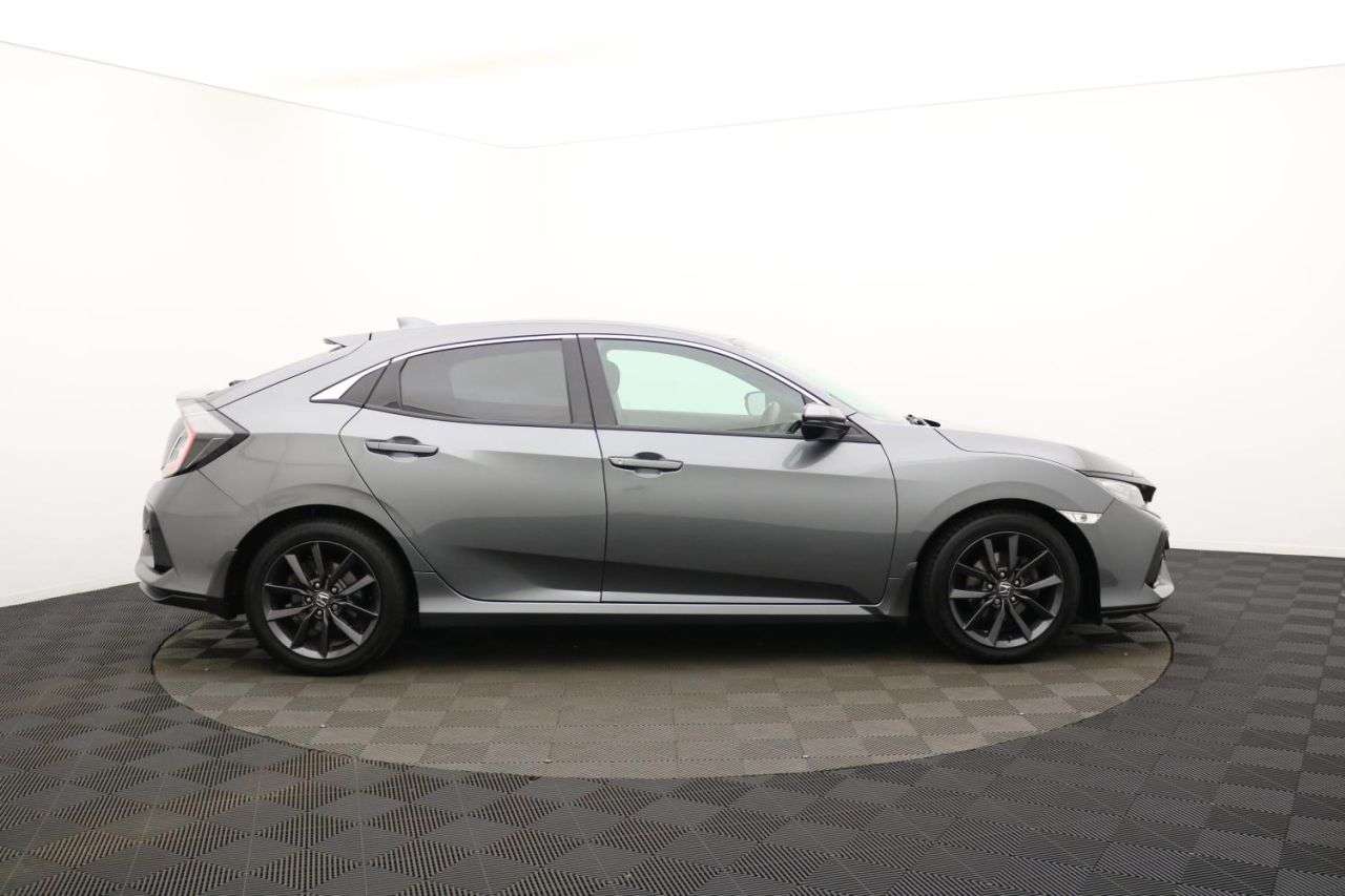 A 2020 HONDA CIVIC 1.0 VTEC Turbo SR Hatchback 5dr Petrol Manual Euro 6 (s/s) (126 ps) Award W A 2020 HONDA CIVIC 1.0 VTEC Turbo SR Hatchback 5dr Petrol Manual Euro 6 (s/s) (126 ps) Award W