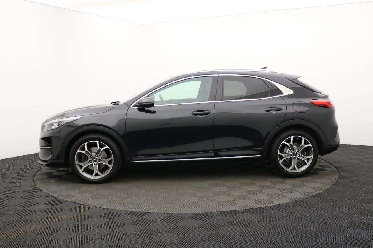 2021 KIA XCEED 2021 KIA XCEED