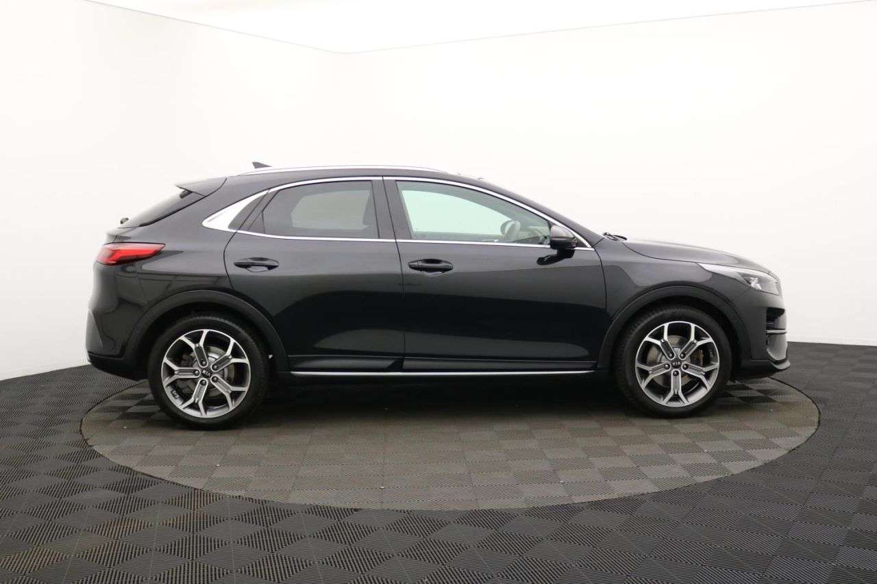 A 2021 KIA XCEED 1.4 T-GDi First Edition SUV 5dr Petrol Manual Euro 6 (s/s) (138 bhp) Award A 2021 KIA XCEED 1.4 T-GDi First Edition SUV 5dr Petrol Manual Euro 6 (s/s) (138 bhp) Award