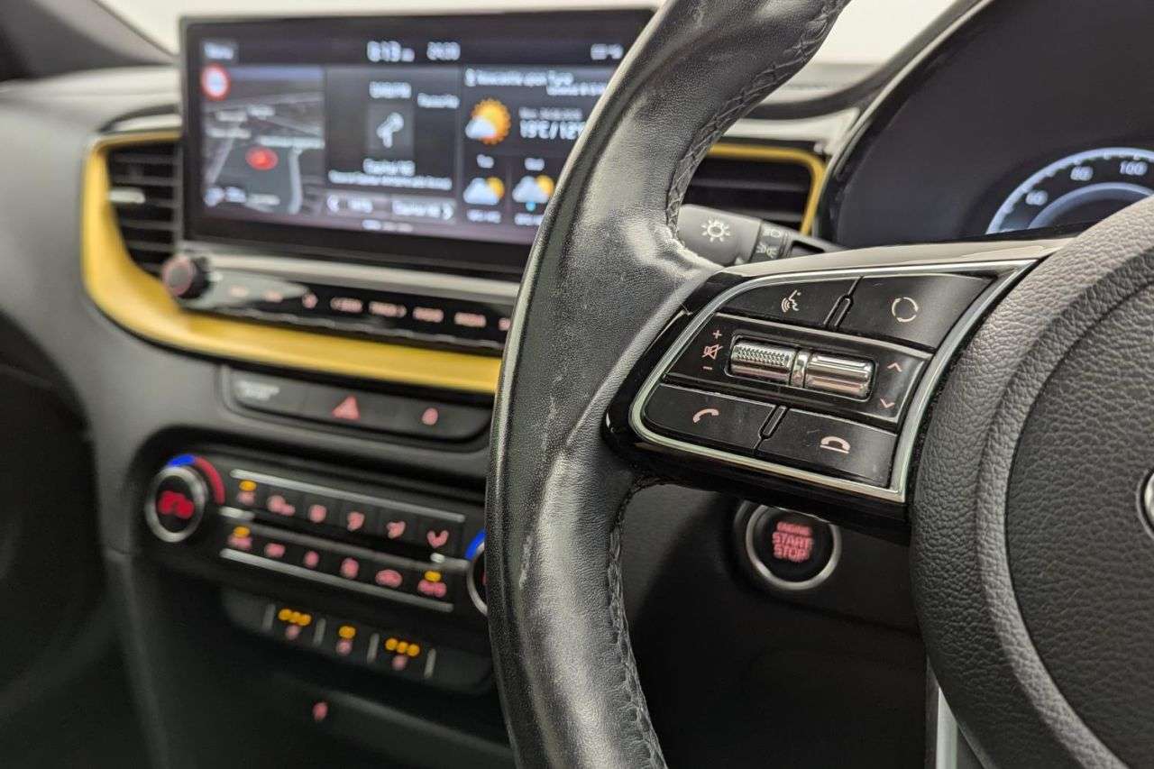 2021 KIA XCEED 2021 KIA XCEED