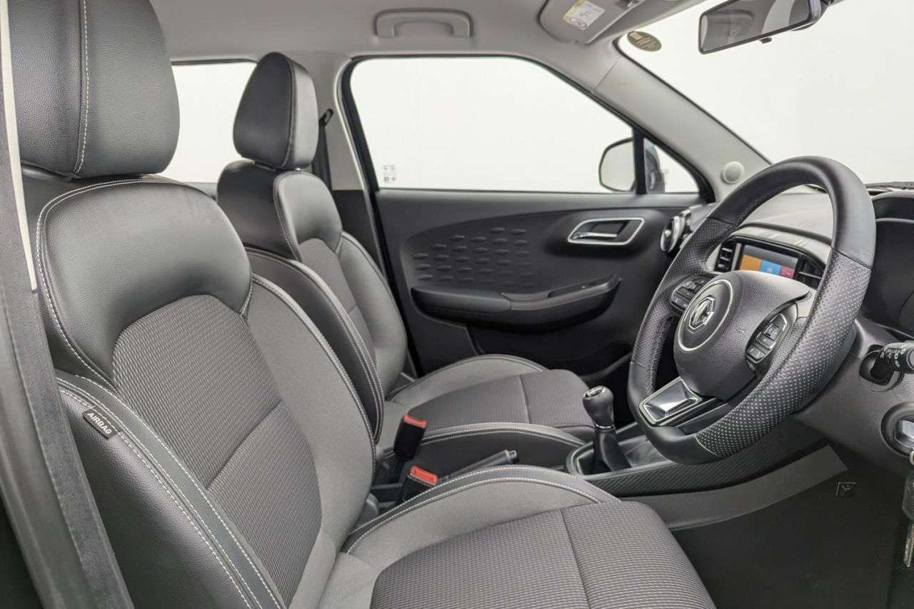 A 2024 MG MG3 1.5 VTi-TECH Exclusive Nav Hatchback 5dr Petrol Manual Euro 6 (s/s) (106 ps A 2024 MG MG3 1.5 VTi-TECH Exclusive Nav Hatchback 5dr Petrol Manual Euro 6 (s/s) (106 ps