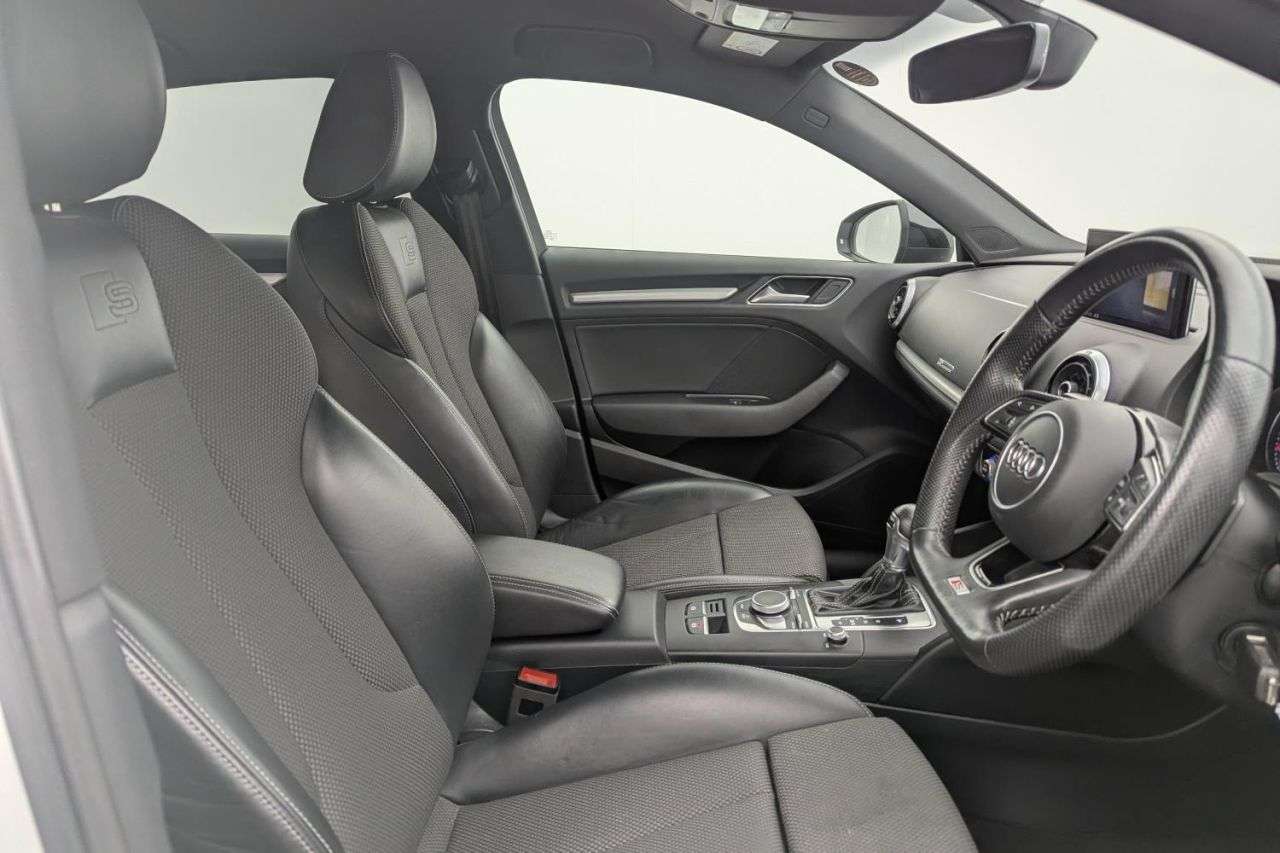 A 2019 AUDI A3 1.5 TFSI CoD 35 Black Edition Saloon 4dr Petrol S Tronic Euro 6 (s/s) (150 A 2019 AUDI A3 1.5 TFSI CoD 35 Black Edition Saloon 4dr Petrol S Tronic Euro 6 (s/s) (150