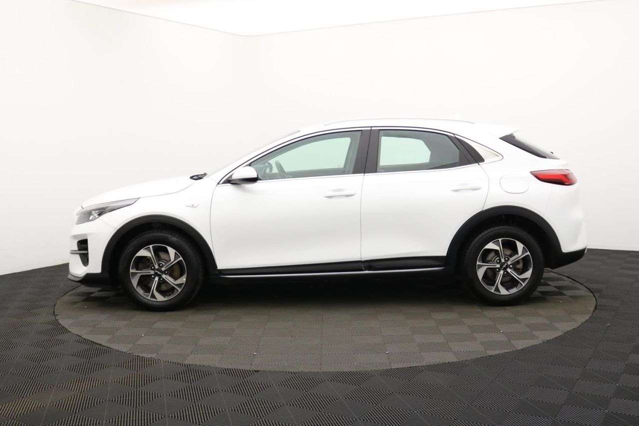 2022 KIA XCEED 2022 KIA XCEED