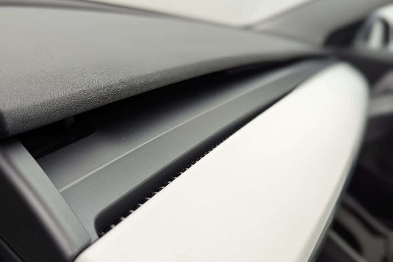 2020 TESLA MODEL 3 2020 TESLA MODEL 3