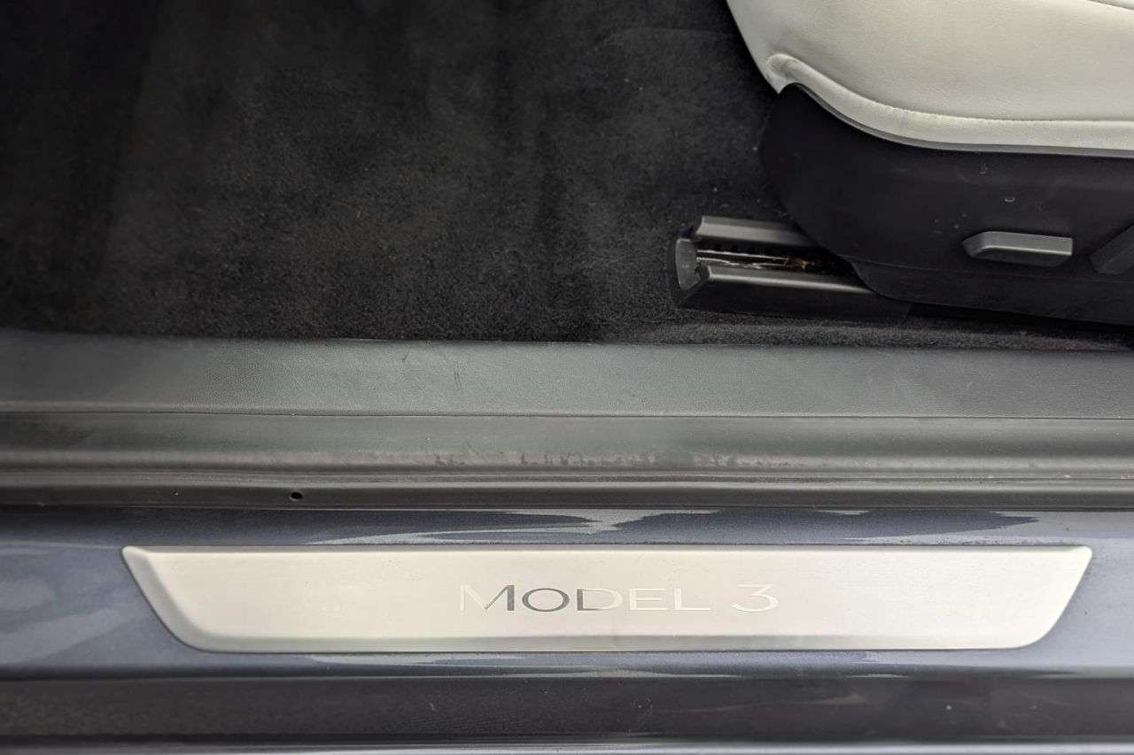 2020 TESLA MODEL 3 2020 TESLA MODEL 3