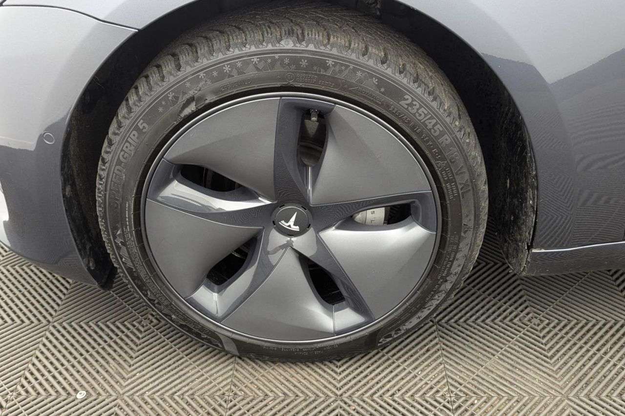 2020 TESLA MODEL 3 2020 TESLA MODEL 3