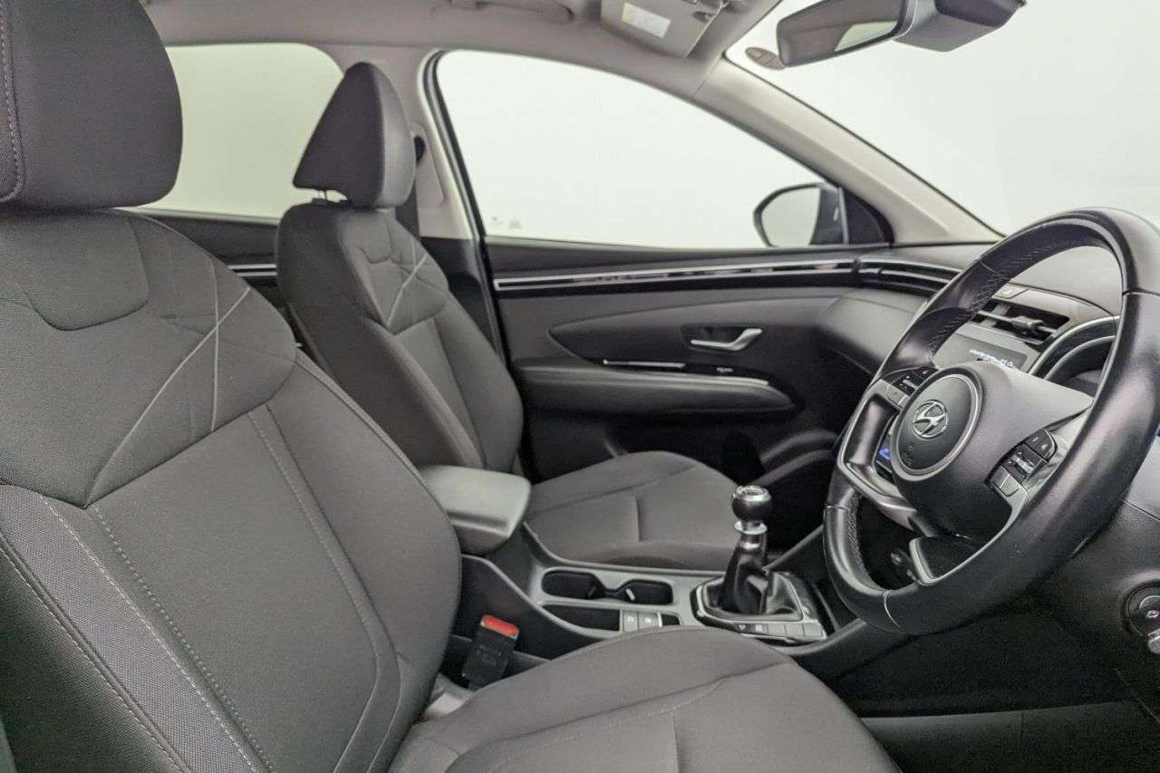 A 2022 HYUNDAI TUCSON 1.6 T-GDi SE Connect SUV 5dr Petrol Manual Euro 6 (s/s) (150 ps) Award Winn A 2022 HYUNDAI TUCSON 1.6 T-GDi SE Connect SUV 5dr Petrol Manual Euro 6 (s/s) (150 ps) Award Winn