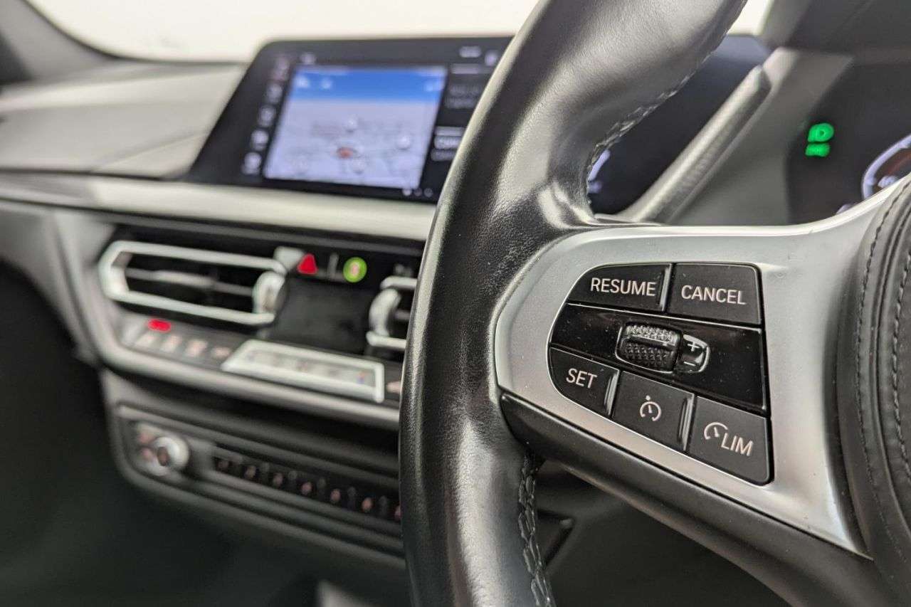 2022 BMW 1 SERIES 2022 BMW 1 SERIES
