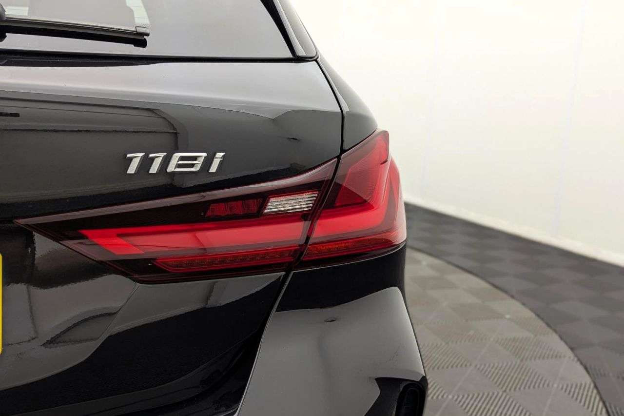 2022 BMW 1 SERIES 2022 BMW 1 SERIES