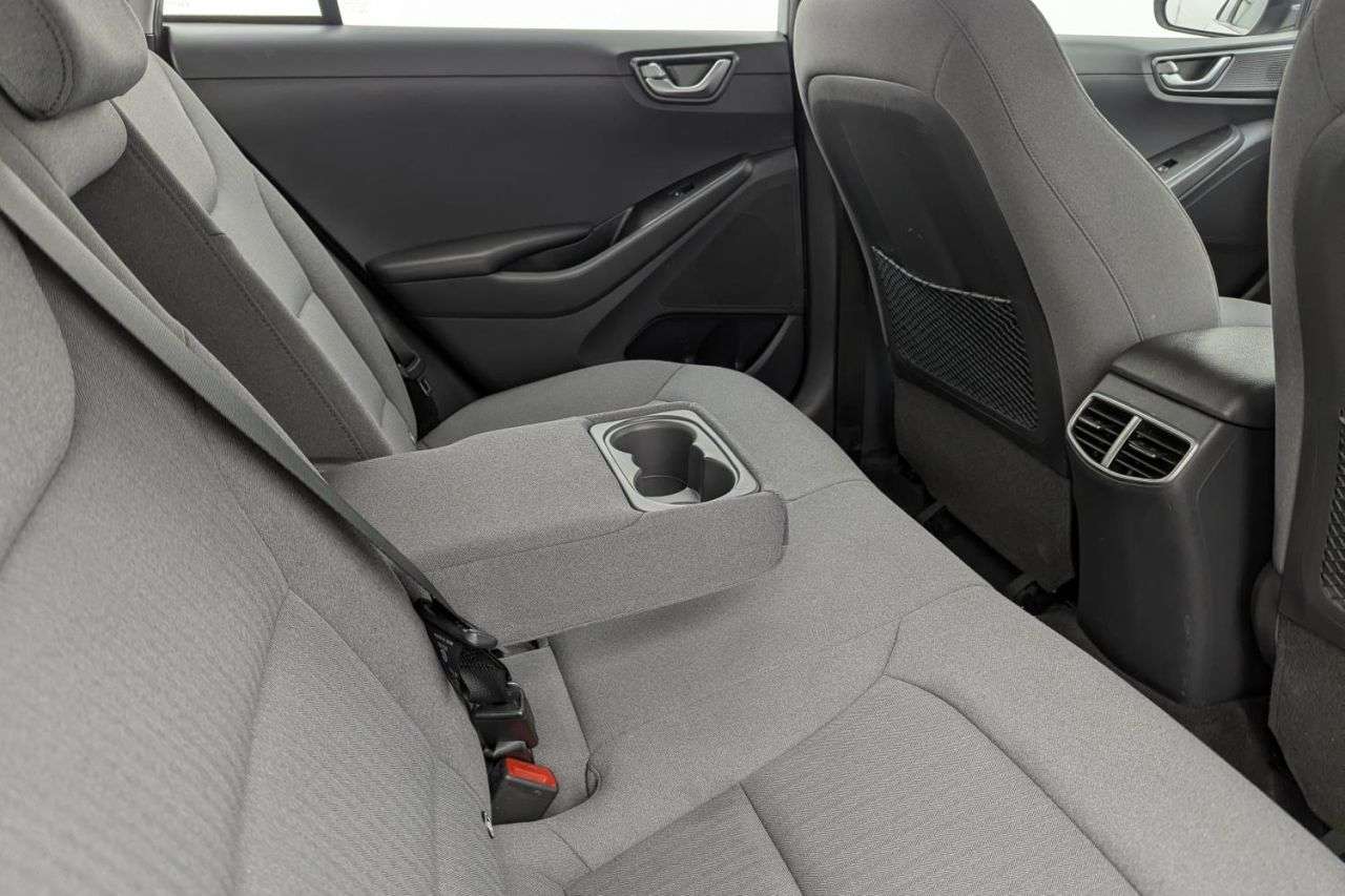 2021 HYUNDAI IONIQ 2021 HYUNDAI IONIQ