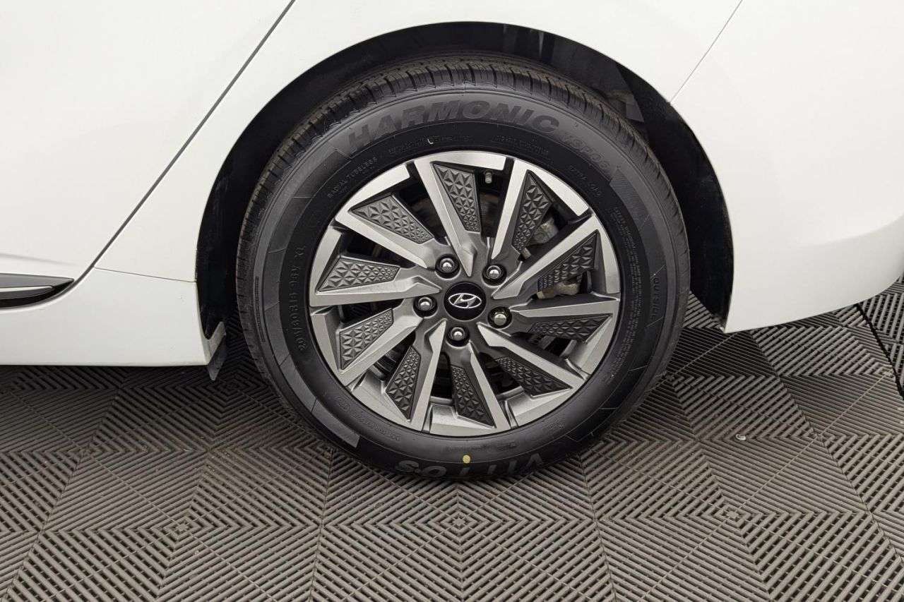 2021 HYUNDAI IONIQ 2021 HYUNDAI IONIQ