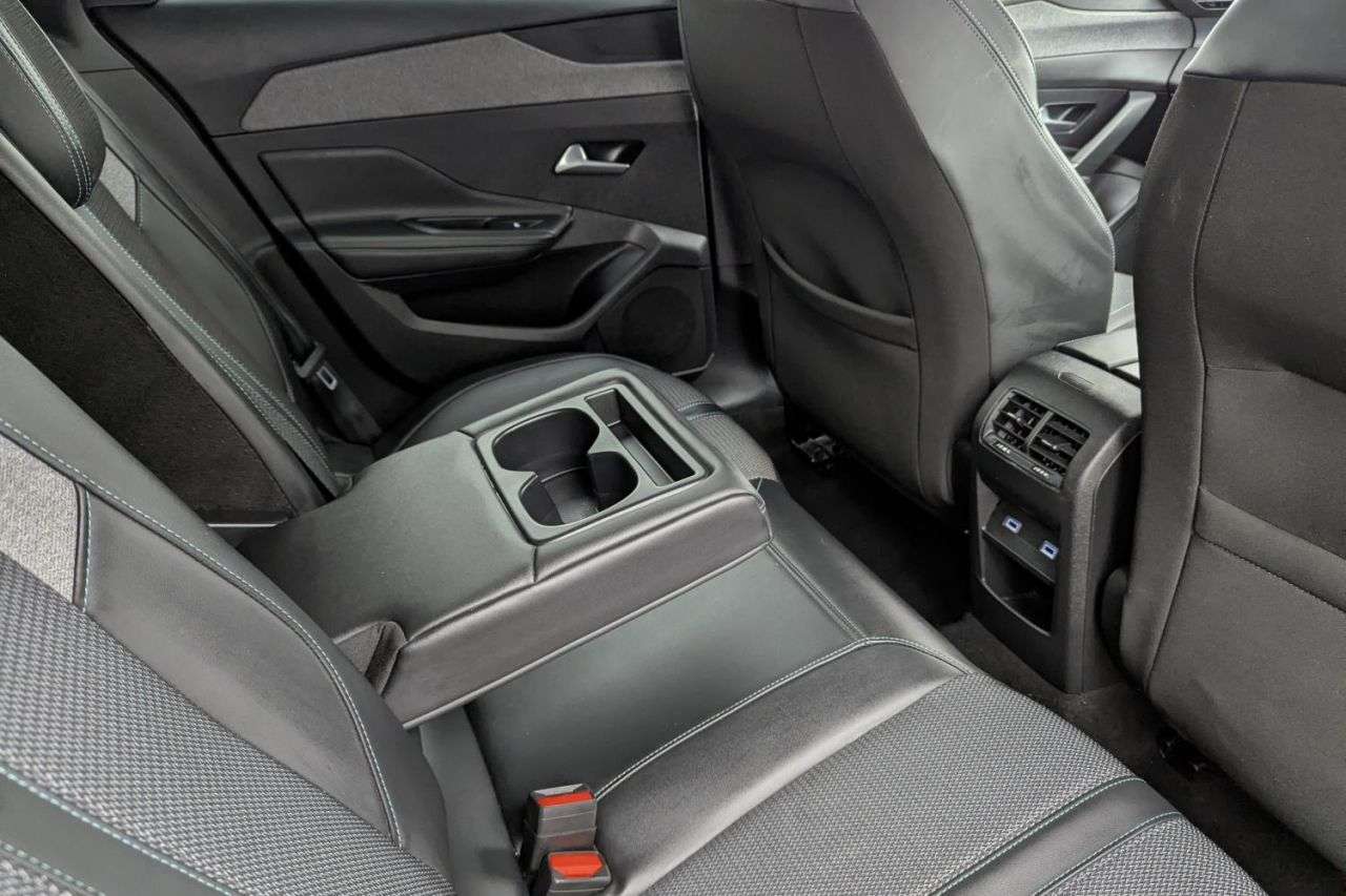 2023 PEUGEOT 308 SW 2023 PEUGEOT 308 SW