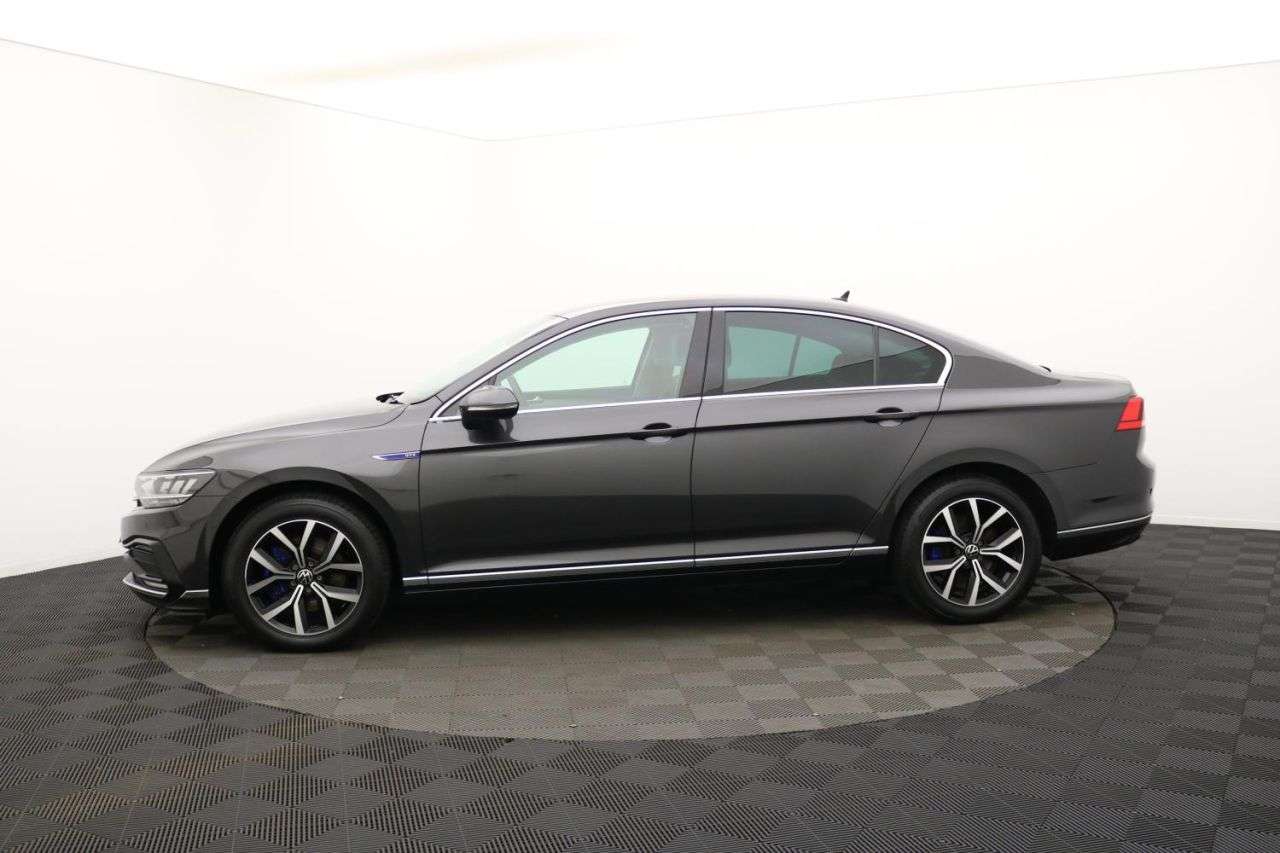 2022 VOLKSWAGEN PASSAT 2022 VOLKSWAGEN PASSAT