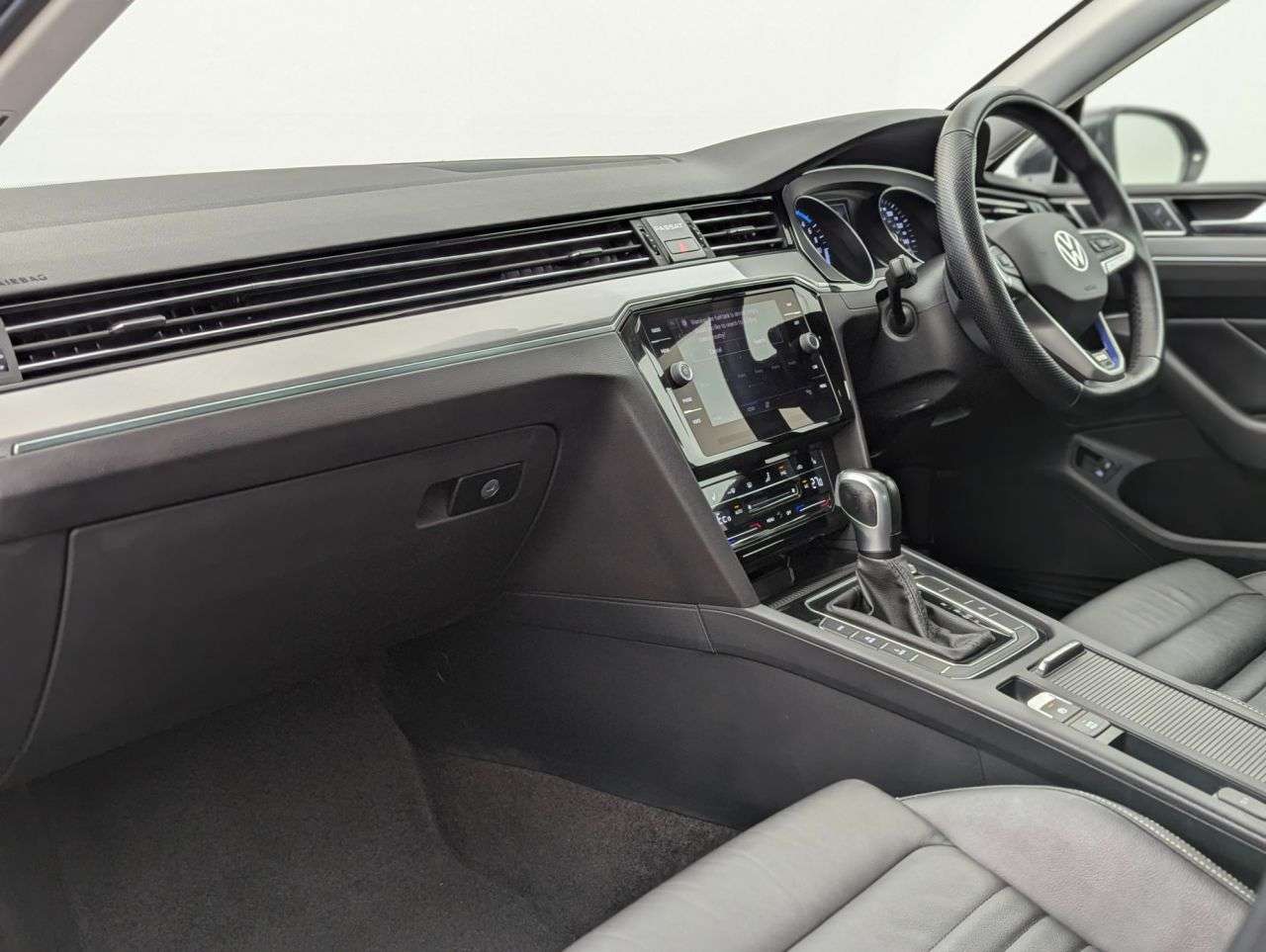 2022 VOLKSWAGEN PASSAT 2022 VOLKSWAGEN PASSAT