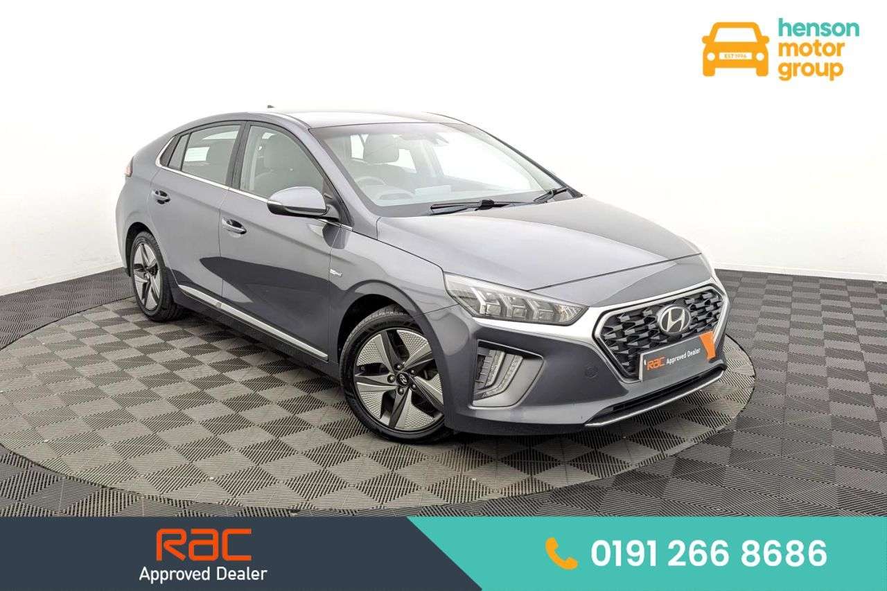 A 2020 HYUNDAI IONIQ 1.6 h-GDi 1st Edition Hatchback 5dr Petrol Hybrid DCT Euro 6 (s/s) (141 ps) A 2020 HYUNDAI IONIQ 1.6 h-GDi 1st Edition Hatchback 5dr Petrol Hybrid DCT Euro 6 (s/s) (141 ps)