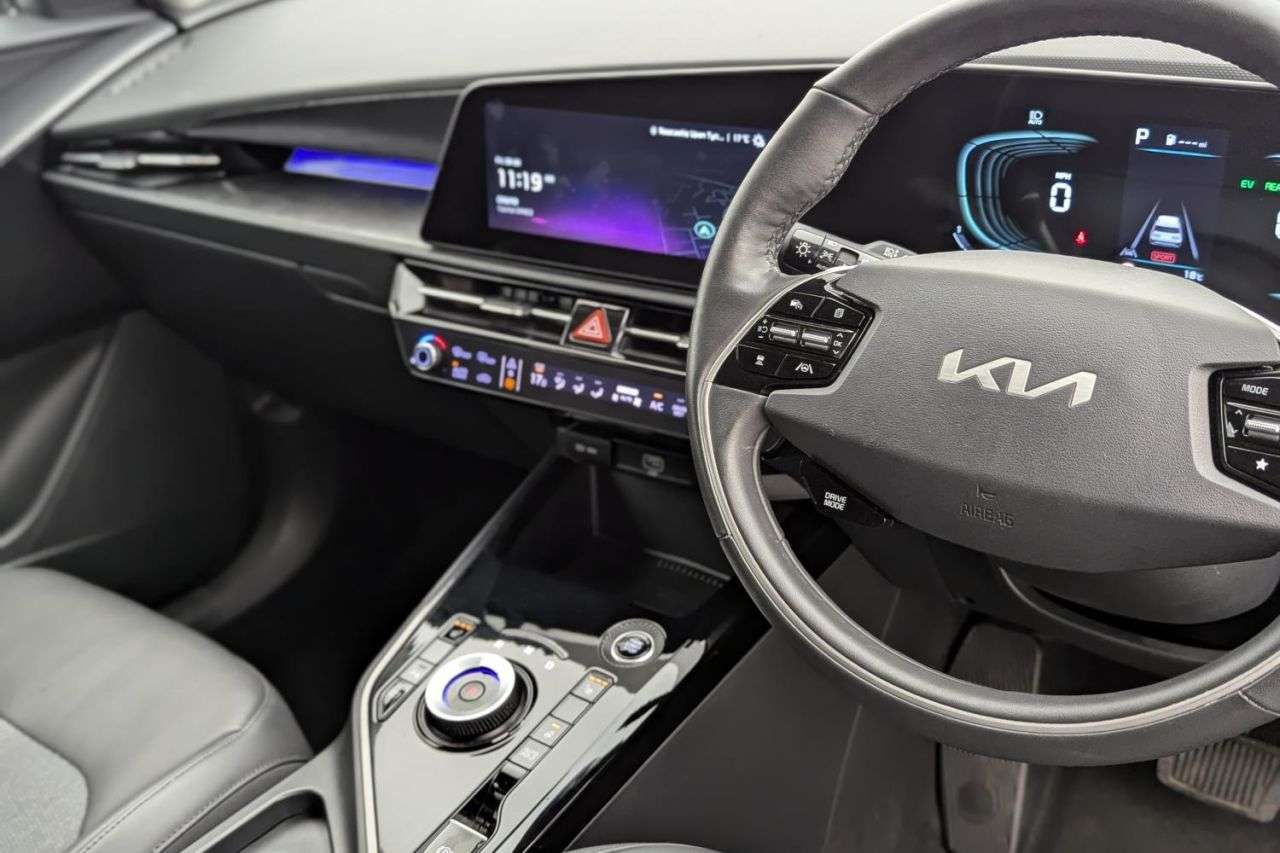 2023 KIA NIRO 2023 KIA NIRO