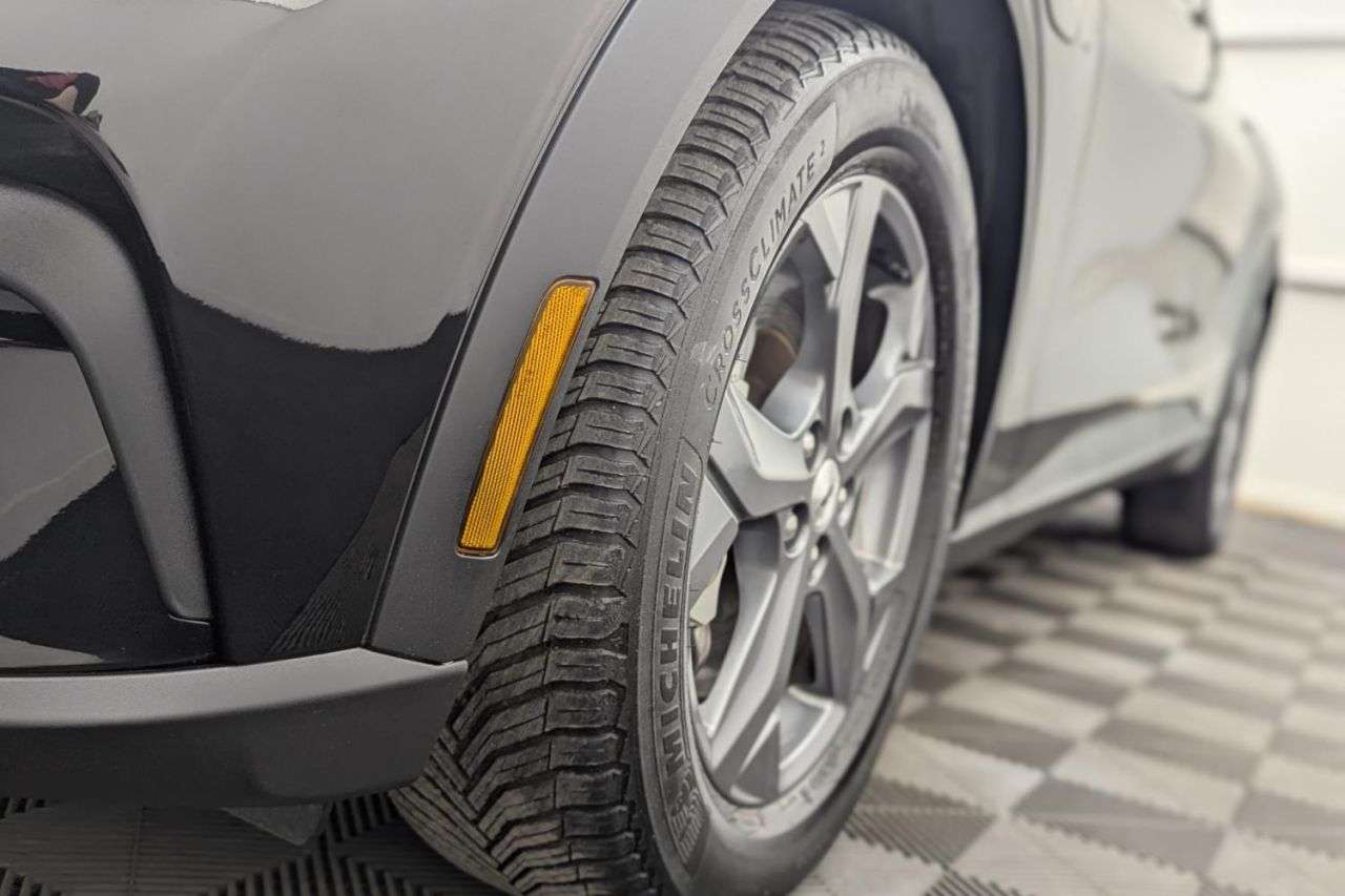 2021 FORD MUSTANG MACH-E 2021 FORD MUSTANG MACH-E