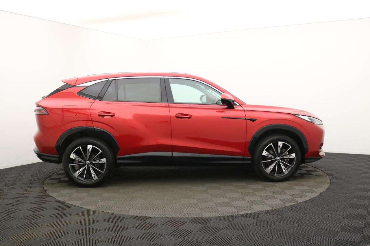 A 2025 MG MG HS 1.5 T-GDI SE SUV 5dr Petrol Manual Euro 6 (s/s) (169 ps) Award Winning 5 St A 2025 MG MG HS 1.5 T-GDI SE SUV 5dr Petrol Manual Euro 6 (s/s) (169 ps) Award Winning 5 St