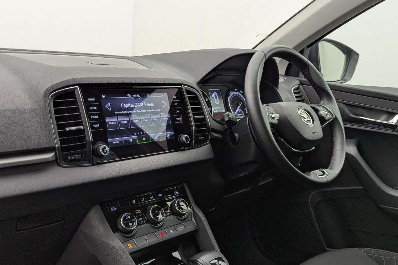 2020 SKODA KAROQ 2020 SKODA KAROQ