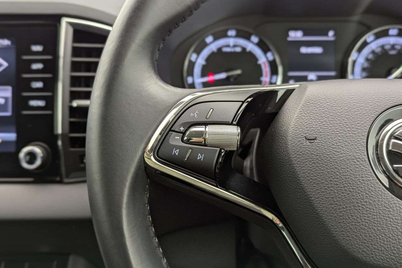 2020 SKODA KAROQ 2020 SKODA KAROQ