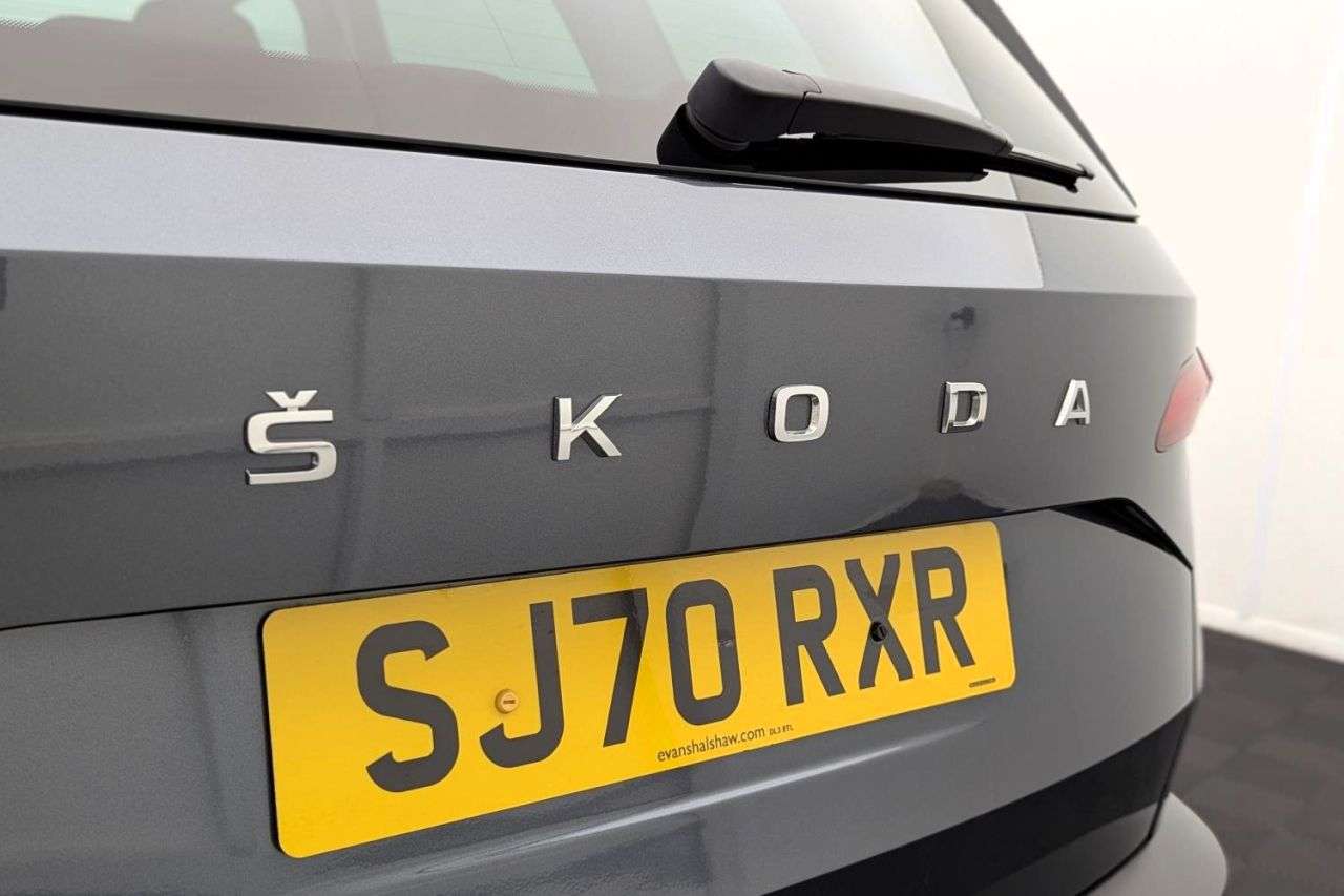 2020 SKODA KAROQ 2020 SKODA KAROQ