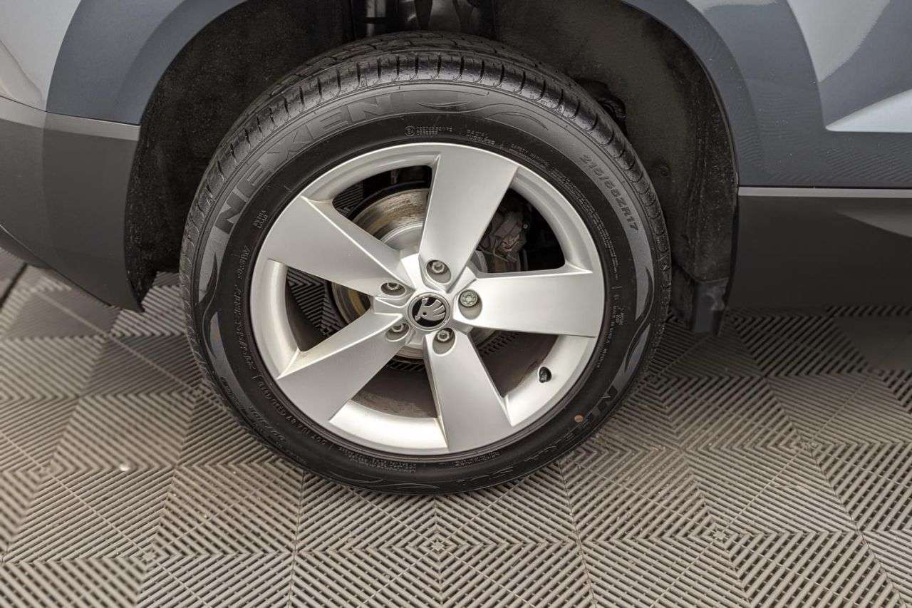 2020 SKODA KAROQ 2020 SKODA KAROQ