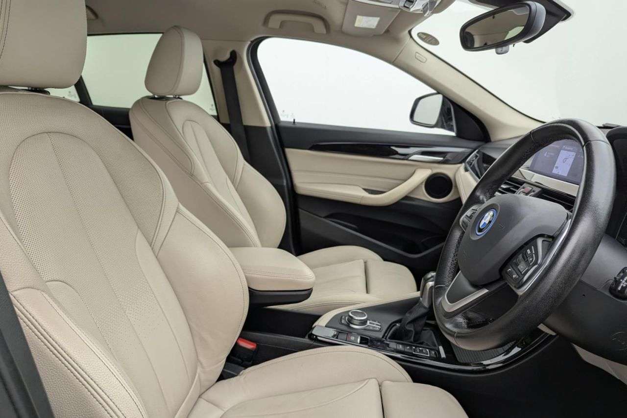 A 2022 BMW X2 1.5 25e 10kWh Sport SUV 5dr Petrol Plug-in Hybrid Auto xDrive Euro 6 (s/s) A 2022 BMW X2 1.5 25e 10kWh Sport SUV 5dr Petrol Plug-in Hybrid Auto xDrive Euro 6 (s/s)
