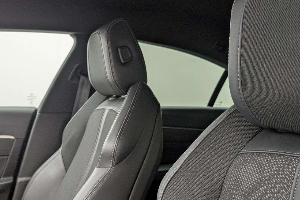 2021 PEUGEOT 508 2021 PEUGEOT 508