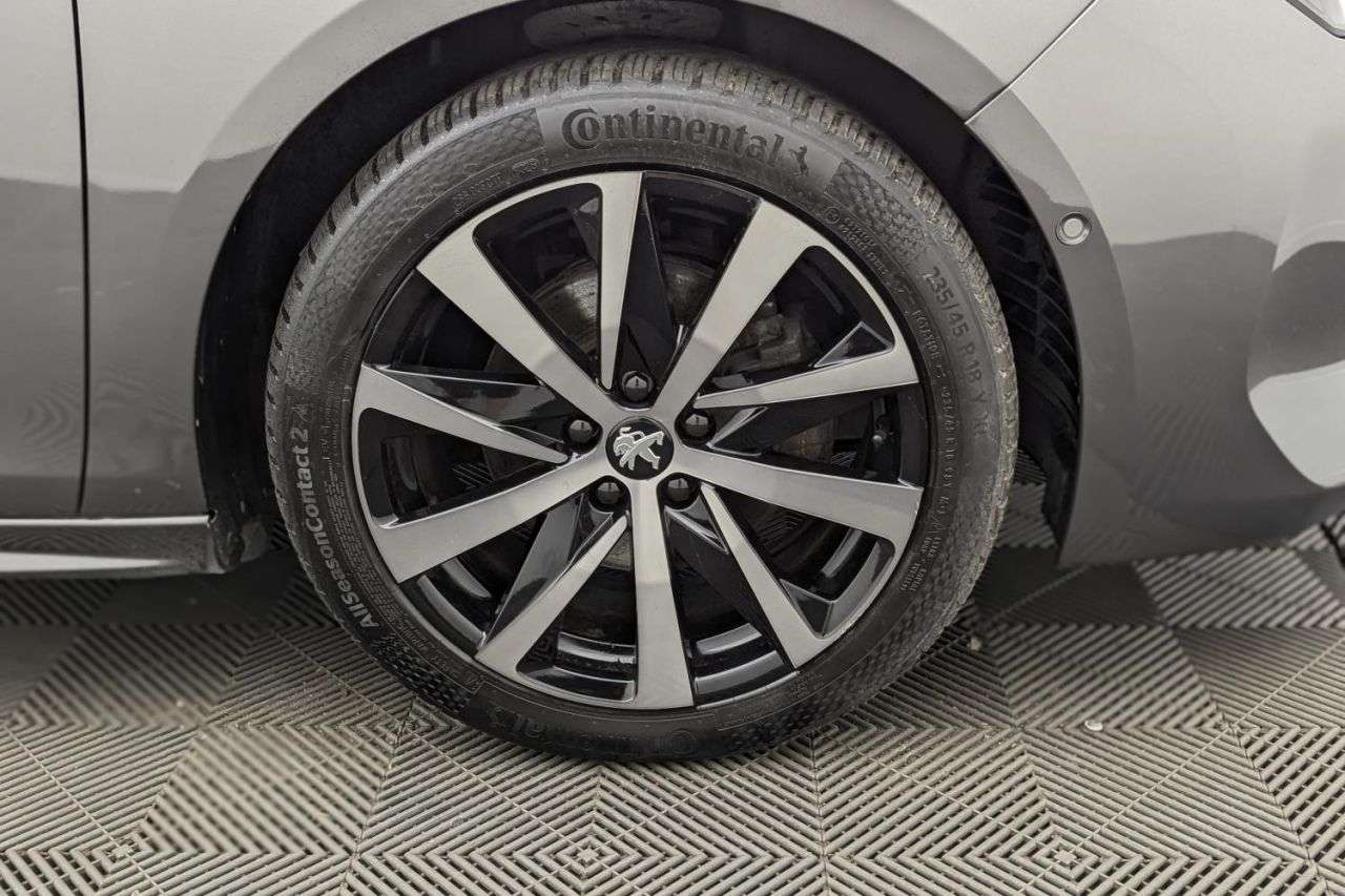 2021 PEUGEOT 508 2021 PEUGEOT 508
