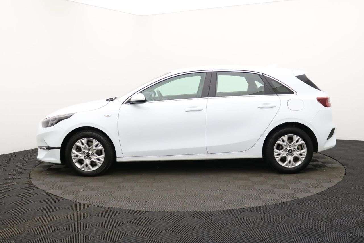 2023 KIA CEED 2023 KIA CEED