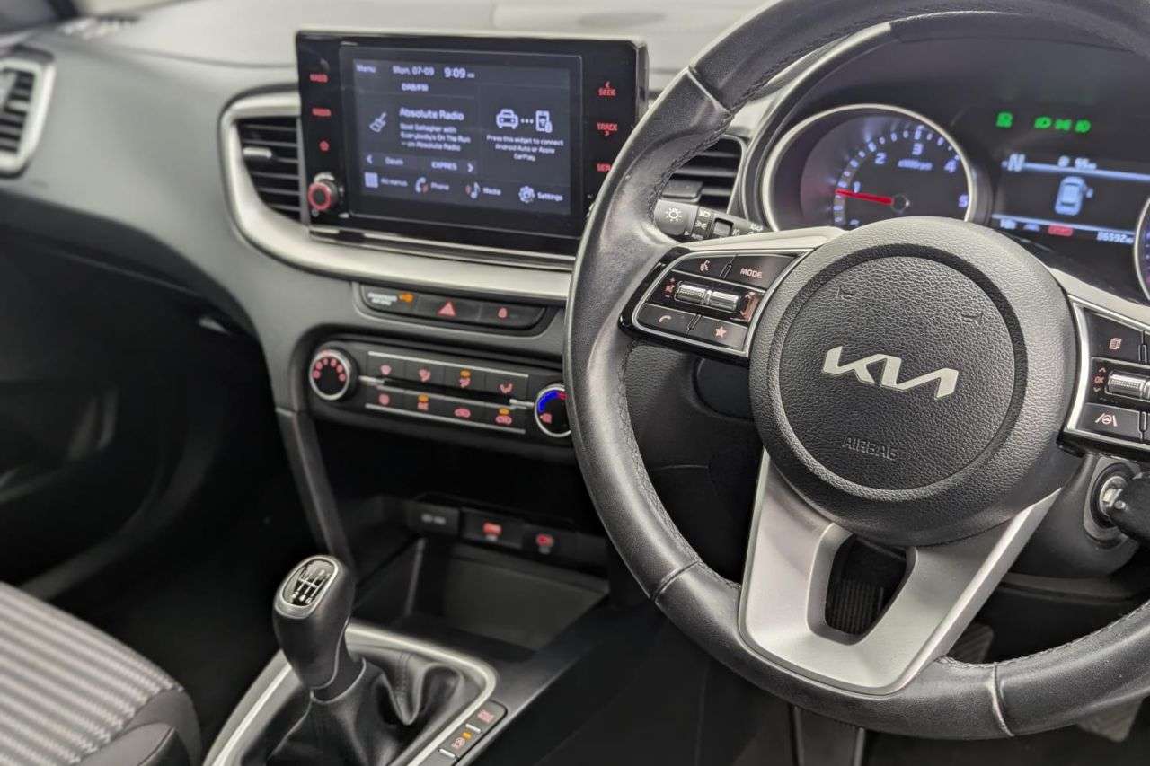 2023 KIA CEED 2023 KIA CEED