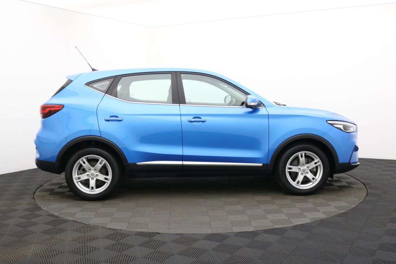A 2022 MG MG ZS 51.1kWh SE SUV 5dr Electric Auto (176 ps) Award Winning 5 Star Dealership A 2022 MG MG ZS 51.1kWh SE SUV 5dr Electric Auto (176 ps) Award Winning 5 Star Dealership