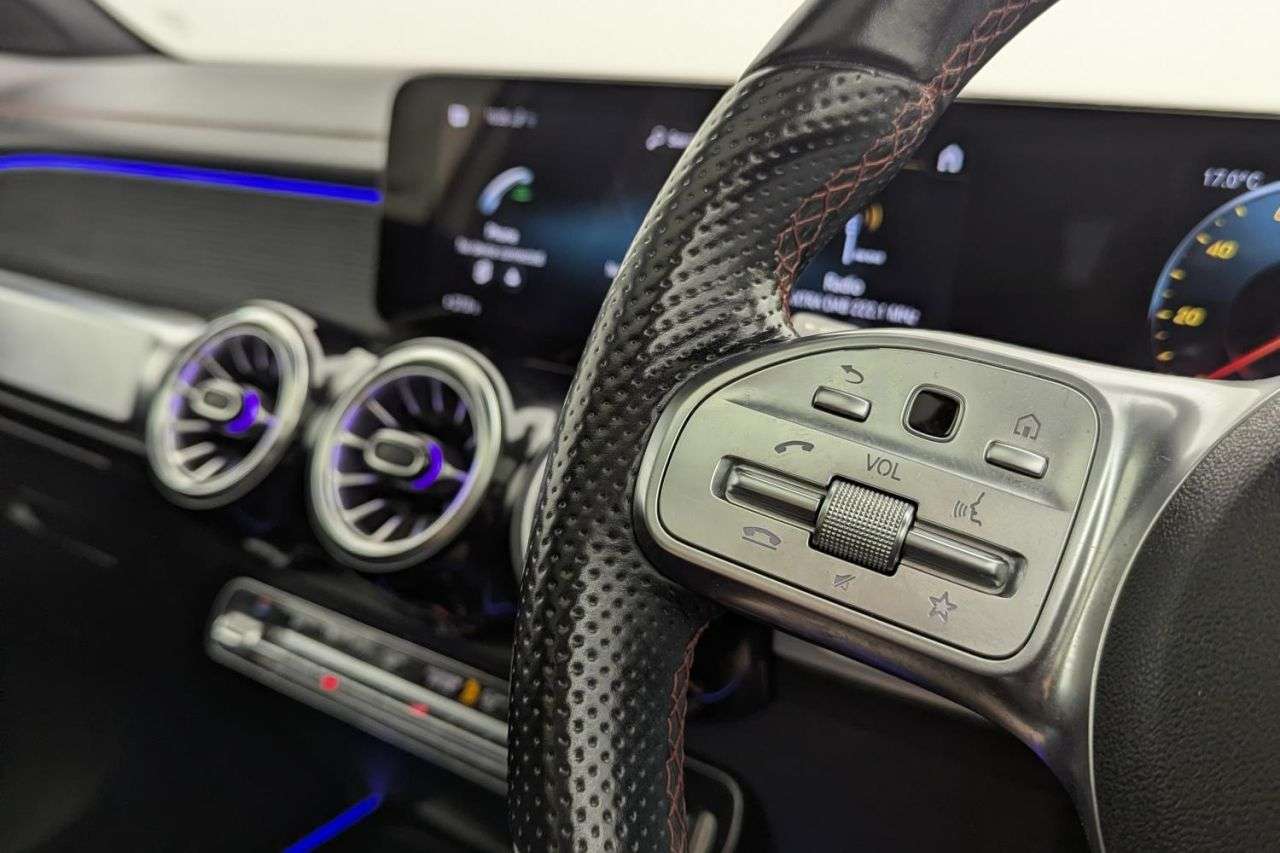 2022 MERCEDES-BENZ EQB 2022 MERCEDES-BENZ EQB