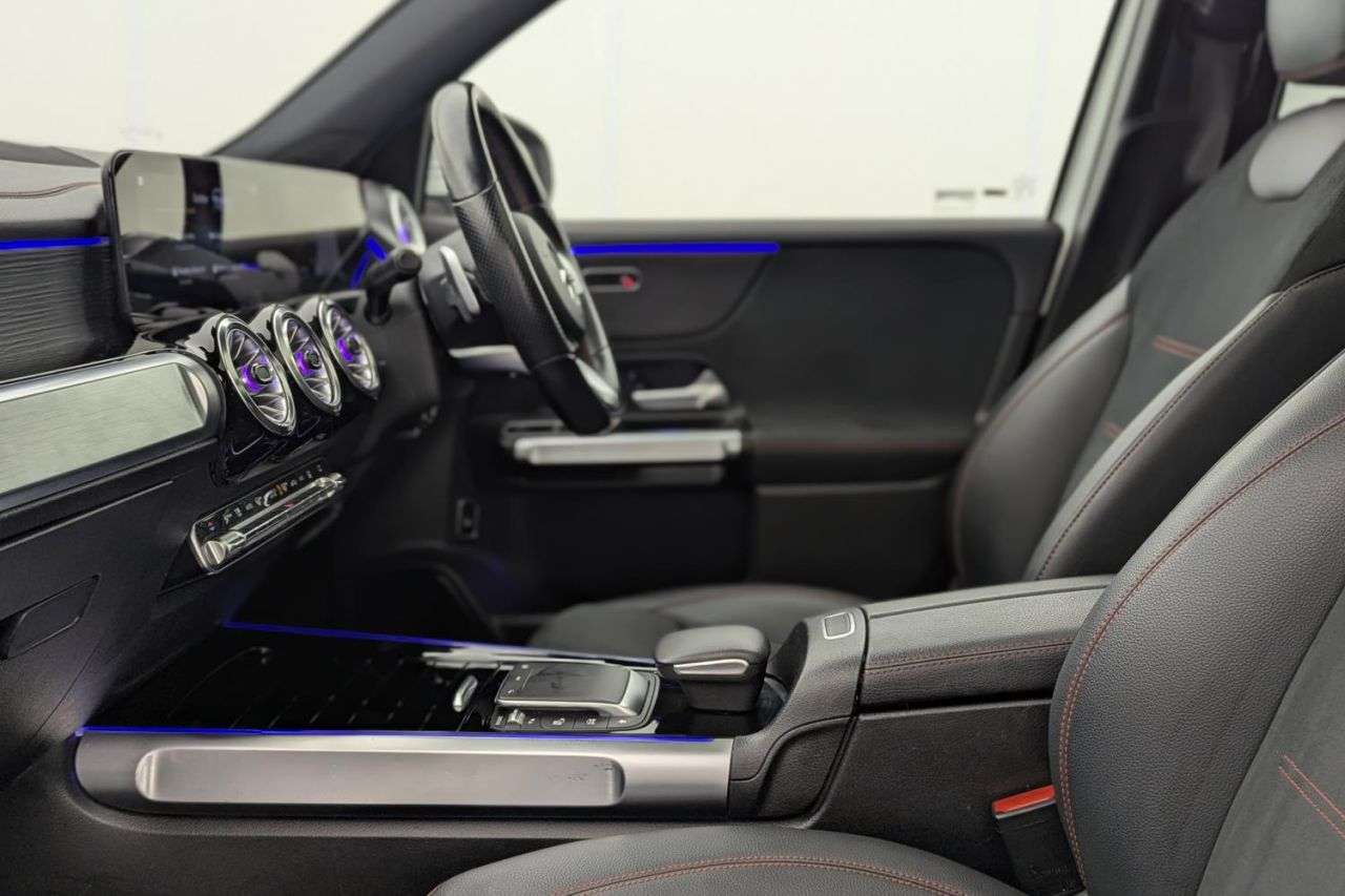 2022 MERCEDES-BENZ EQB 2022 MERCEDES-BENZ EQB
