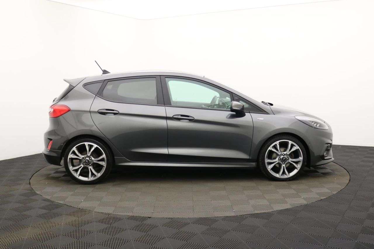 A 2021 FORD FIESTA 1.0T EcoBoost MHEV ST-Line X Edition Hatchback 5dr Petrol Manual Euro 6 (s/ A 2021 FORD FIESTA 1.0T EcoBoost MHEV ST-Line X Edition Hatchback 5dr Petrol Manual Euro 6 (s/