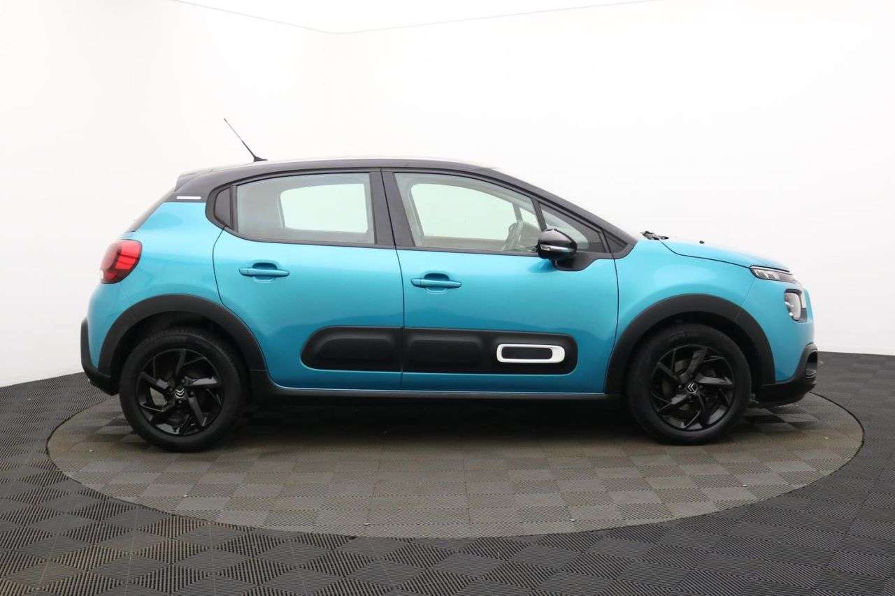 A 2020 CITROEN C3 1.2 PureTech Flair Hatchback 5dr Petrol Manual Euro 6 (s/s) (83 ps) Award W A 2020 CITROEN C3 1.2 PureTech Flair Hatchback 5dr Petrol Manual Euro 6 (s/s) (83 ps) Award W