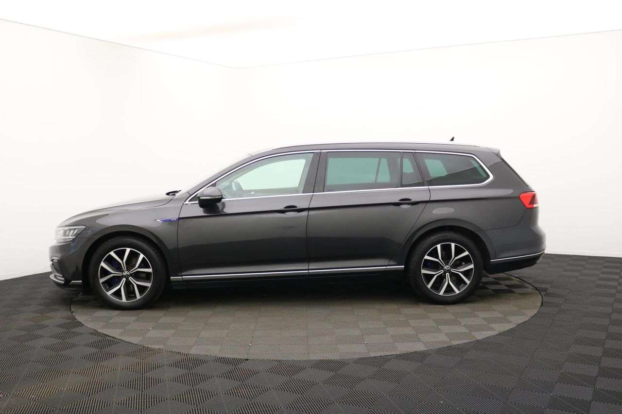 2022 VOLKSWAGEN PASSAT 2022 VOLKSWAGEN PASSAT