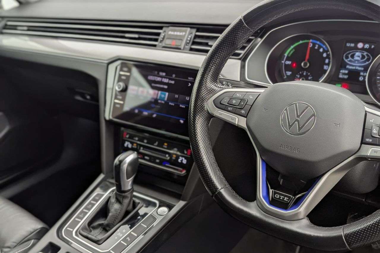 2022 VOLKSWAGEN PASSAT 2022 VOLKSWAGEN PASSAT
