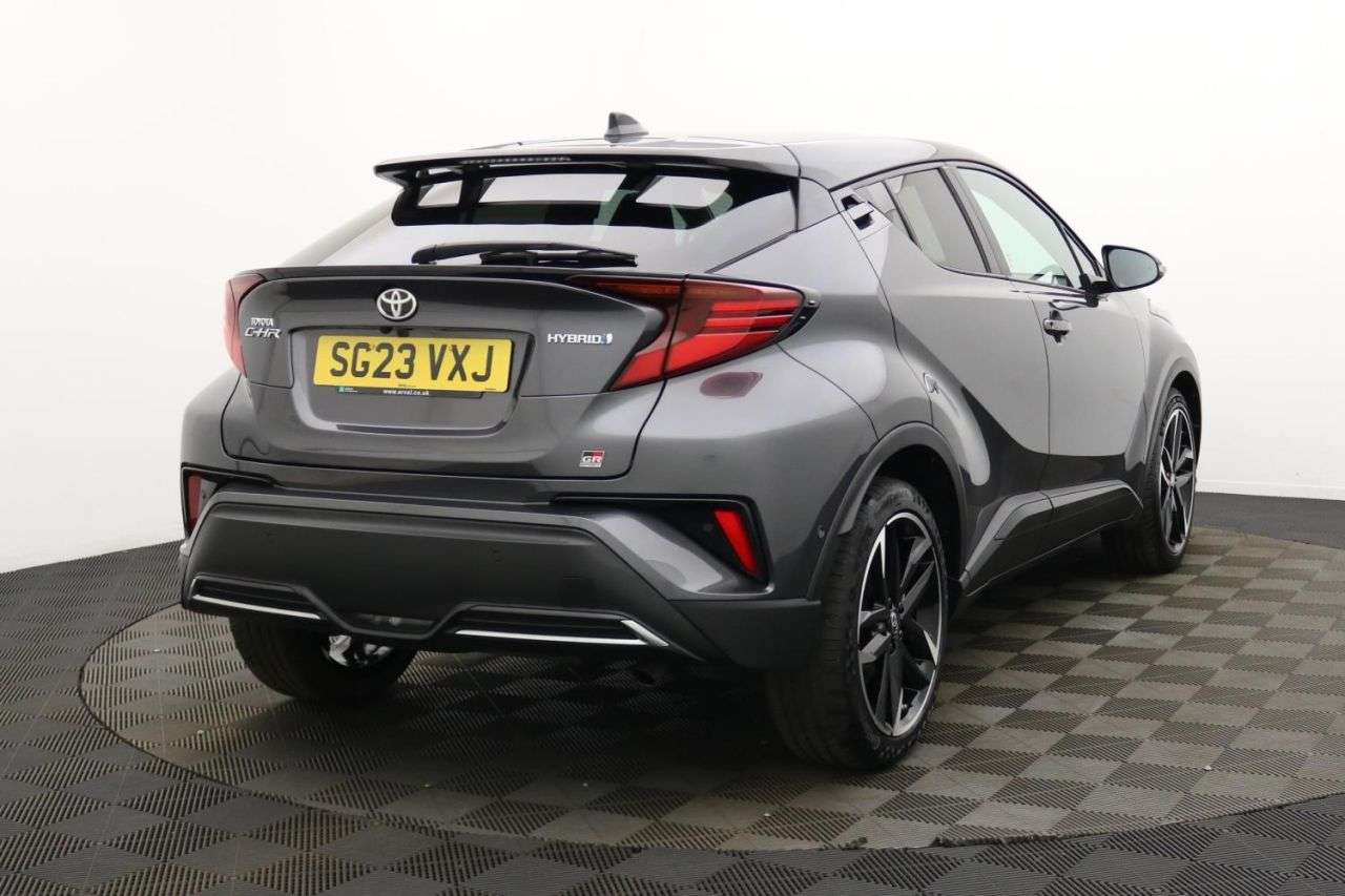 2023 TOYOTA C-HR 2023 TOYOTA C-HR