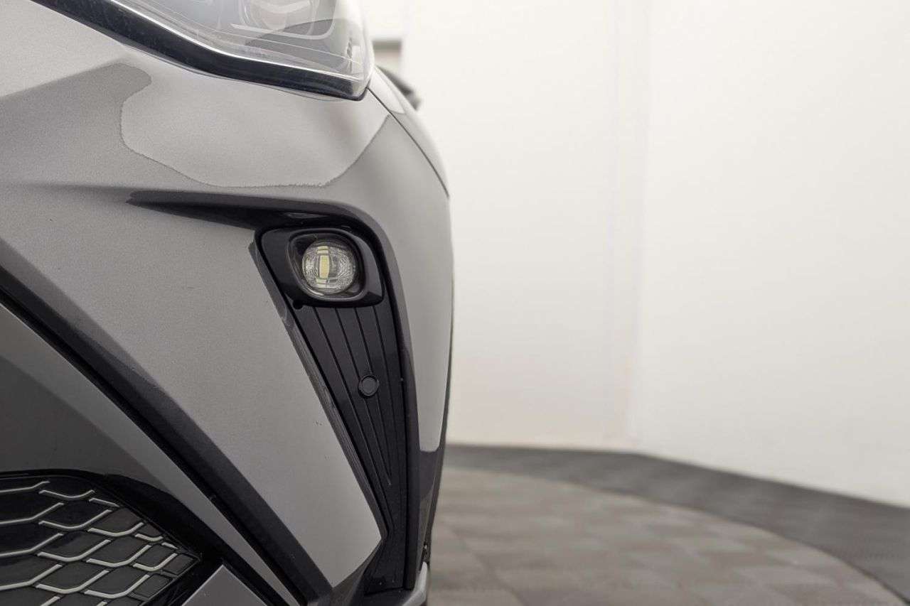 2023 TOYOTA C-HR 2023 TOYOTA C-HR