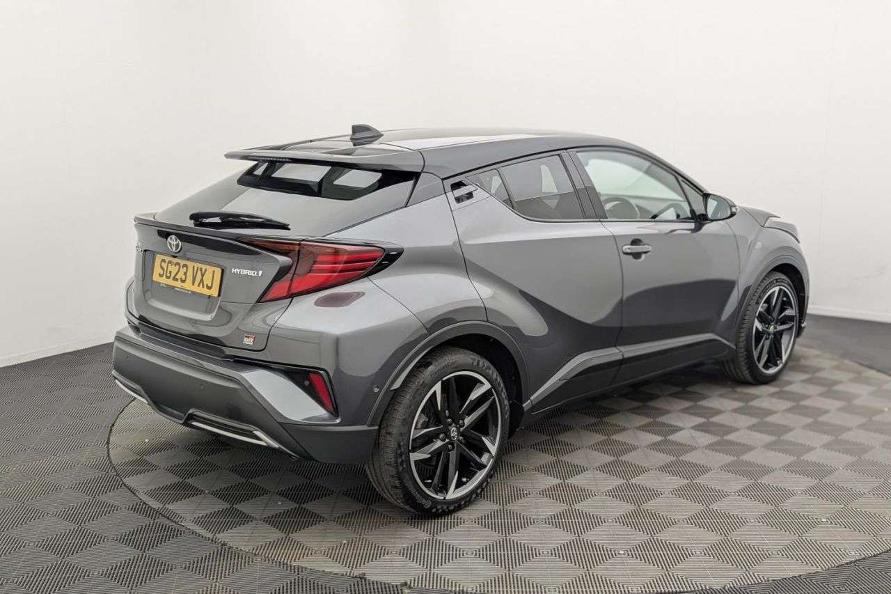 2023 TOYOTA C-HR 2023 TOYOTA C-HR
